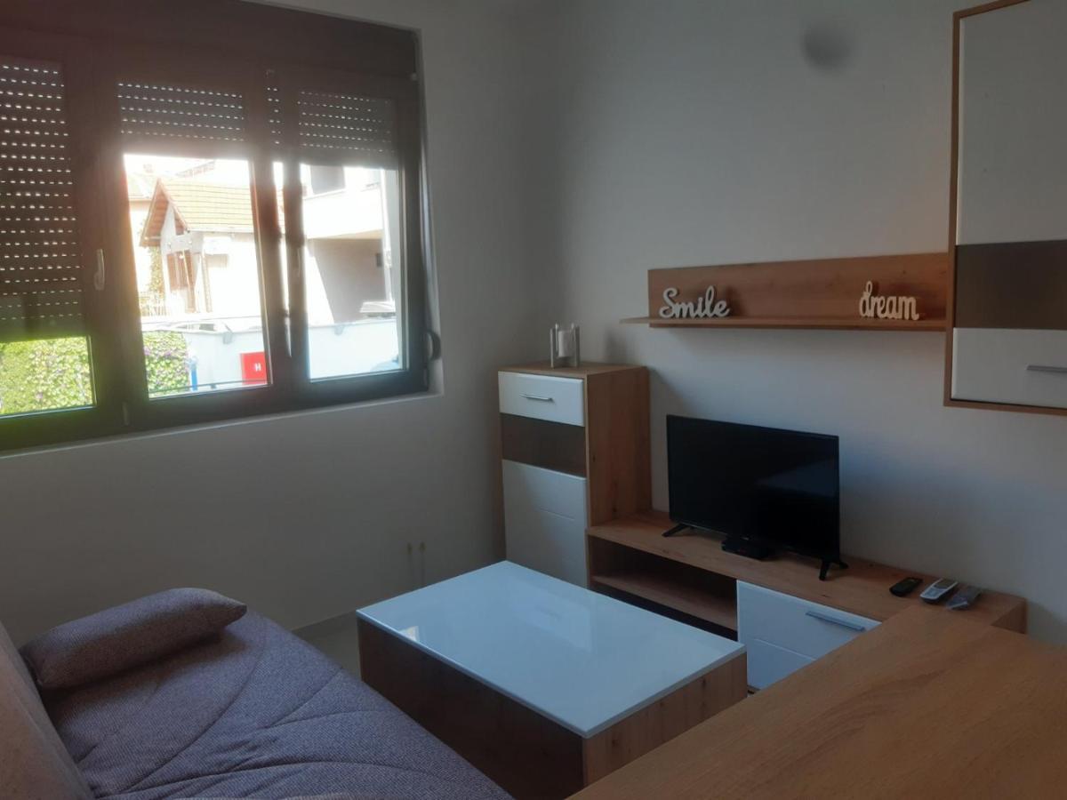 Stojanovic Apartments Ni Exterior foto